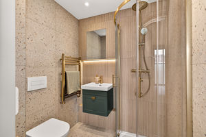 Photo 34- click for photo gallery